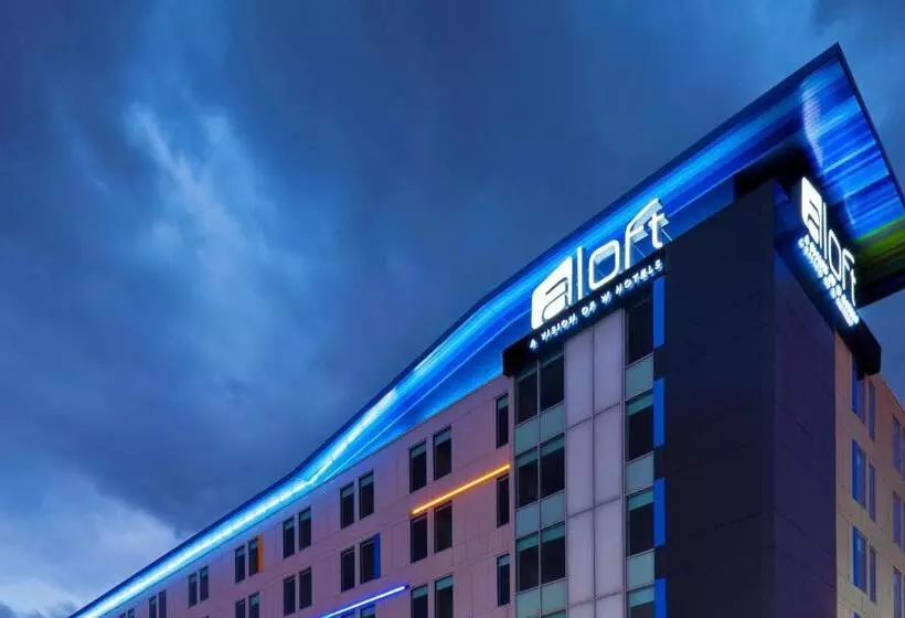 Отель Aloft Bogota Airport