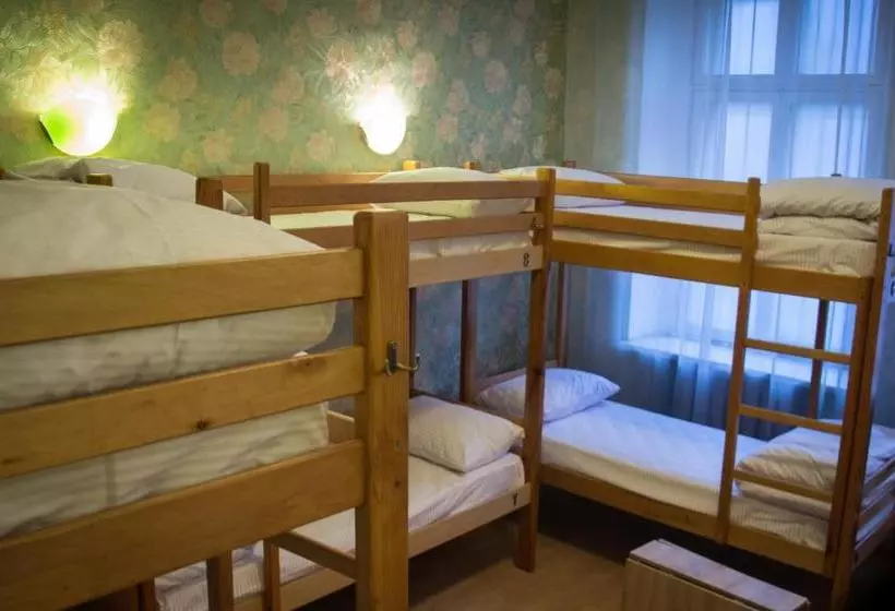 هتل Antony S Home