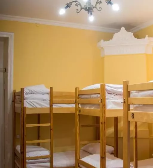 هتل Antony S Home