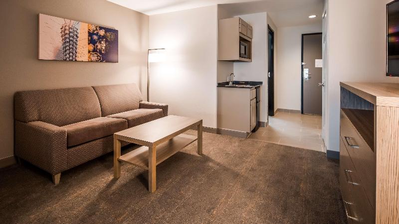 Best Western Plus Killeen/fort Cavazos Hotel & Suites