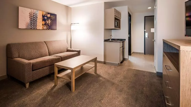 Best Western Plus Killeen/fort Cavazos Hotel & Suites