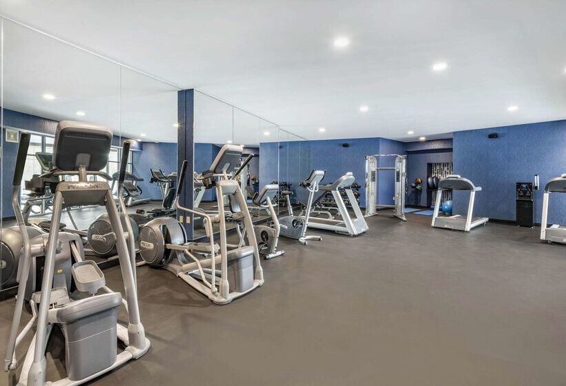 Cambria Hotel Minneapolis Maple Grove