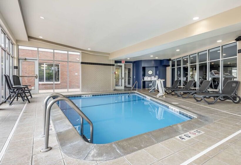 Cambria Hotel Minneapolis Maple Grove