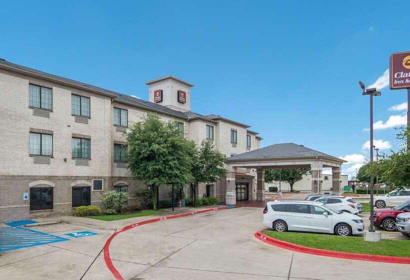 호텔 Clarion Inn & Suites Weatherford South