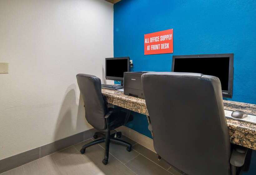 호텔 Clarion Inn & Suites Weatherford South