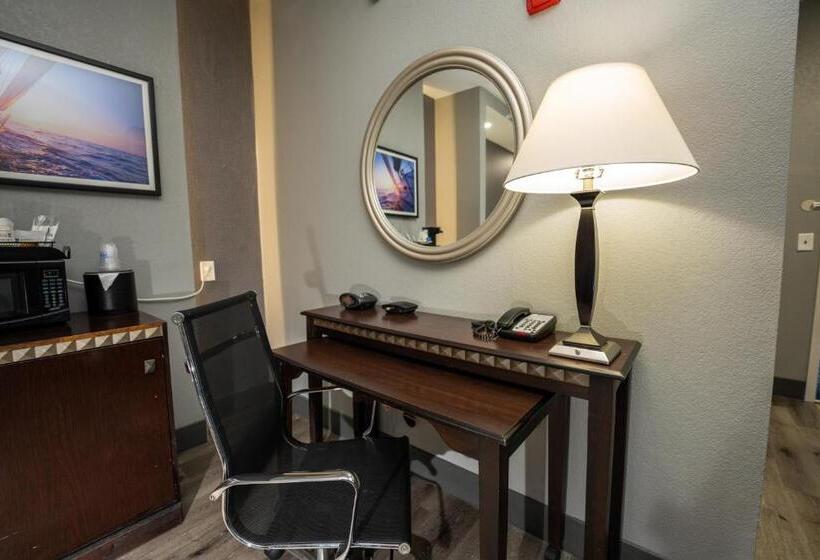 فندق Comfort Suites Seabrook - Kemah