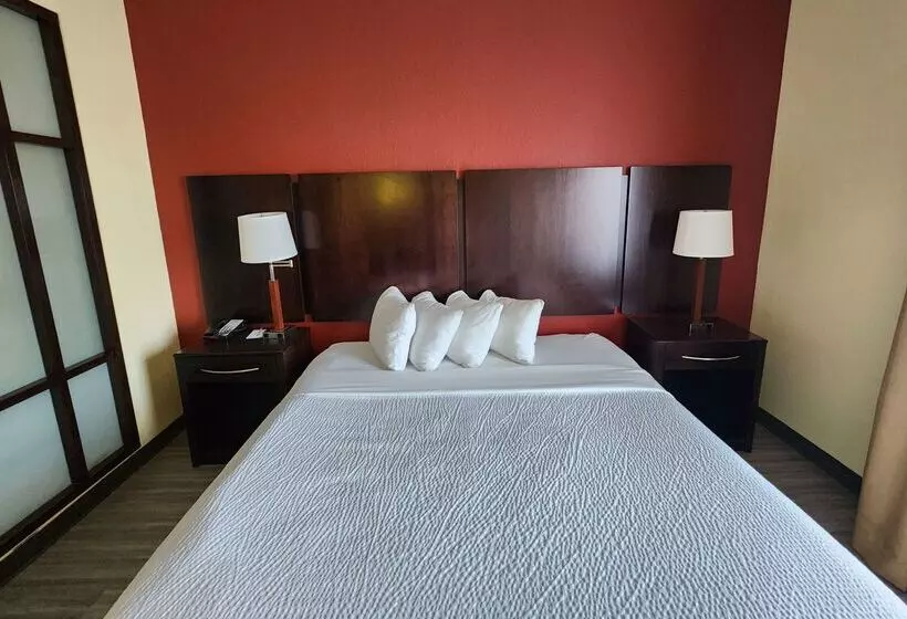 酒店 Days Inn & Suites By Wyndham Houston / West Energy Corridor