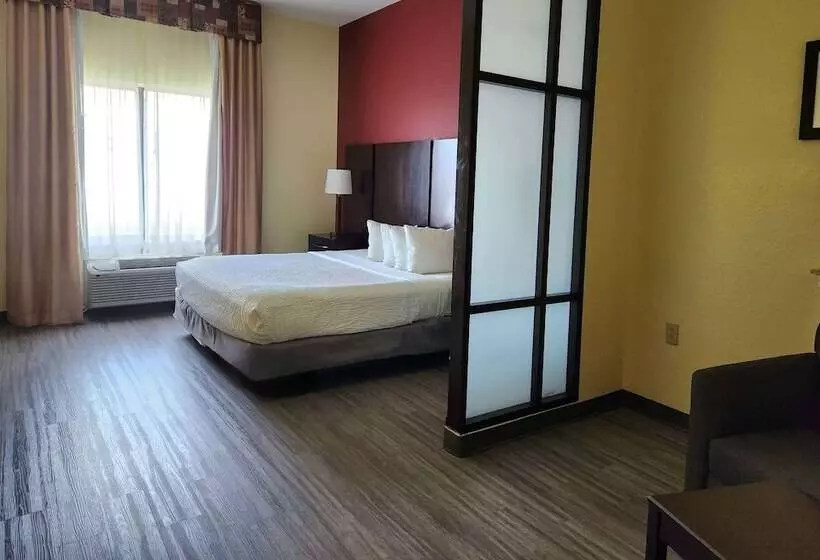 酒店 Days Inn & Suites By Wyndham Houston / West Energy Corridor