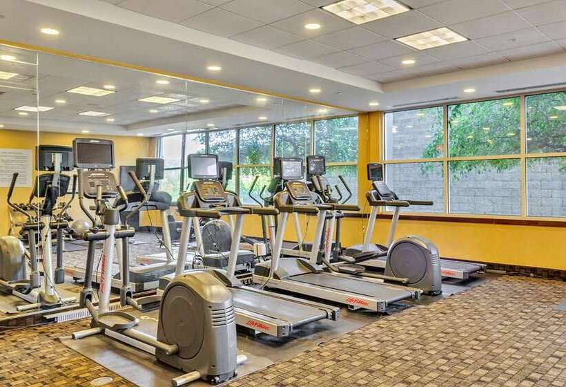 호텔 Doubletree By Hilton Front Royal Blue Ridge Shadows