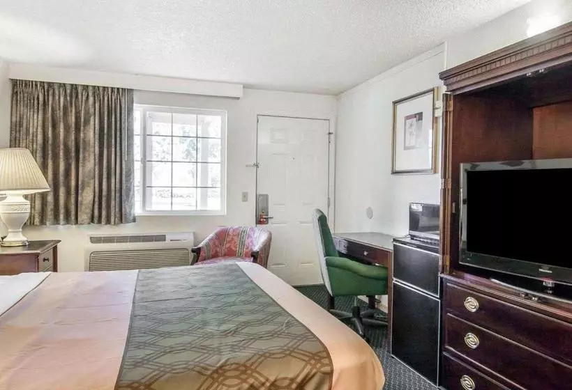 ホテル Econo Lodge