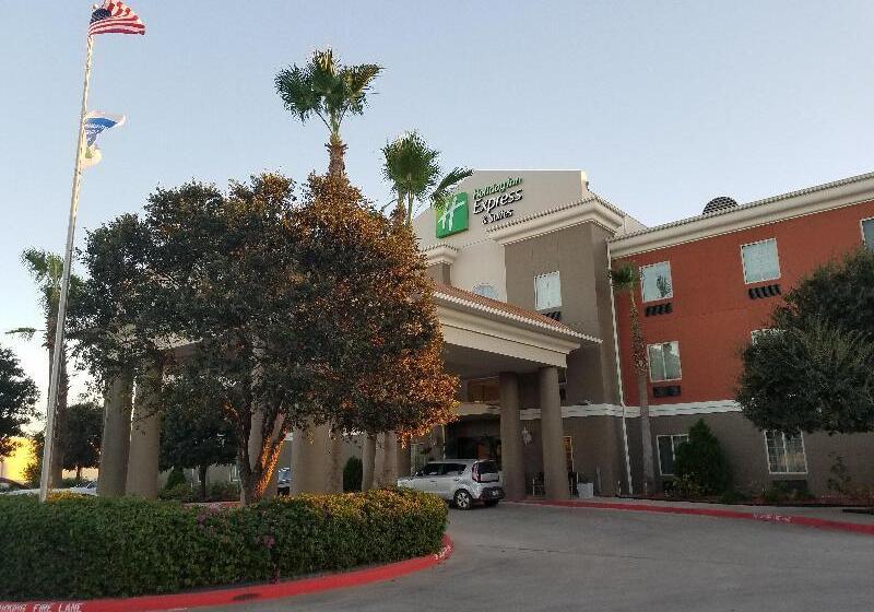 בית מלון כפרי Holiday Inn Express & Suites Rio Grand By Ihg