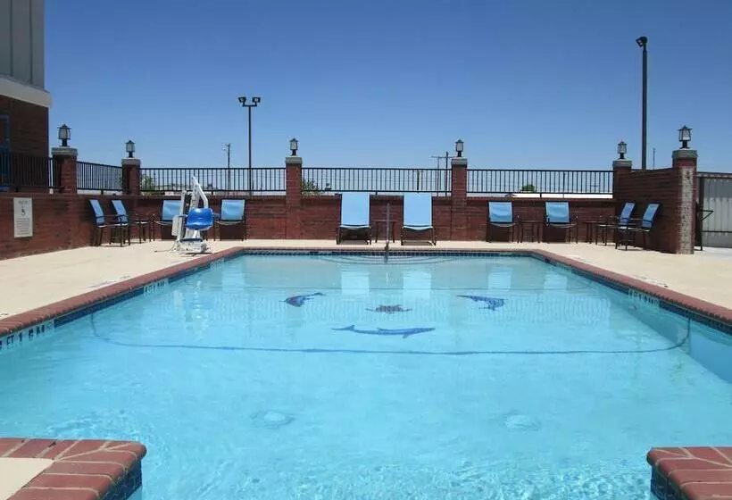 Holiday Inn Express Hotel And Suites Fort Stockton, An Ihg