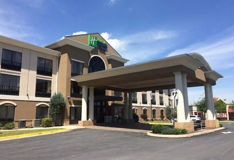 호텔 Holiday Inn Express And Suites Winchester, An Ihg