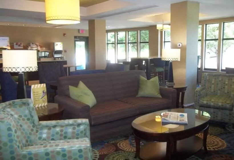 호텔 Holiday Inn Express And Suites Winchester, An Ihg