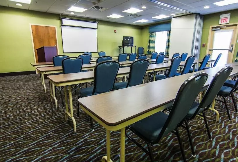 호텔 Holiday Inn Express And Suites Winchester, An Ihg