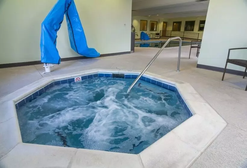 호텔 Holiday Inn Express And Suites Winchester, An Ihg