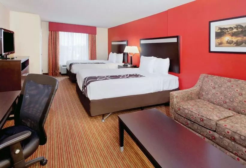 ホテル La Quinta By Wyndham Warner Robins   Robins Afb