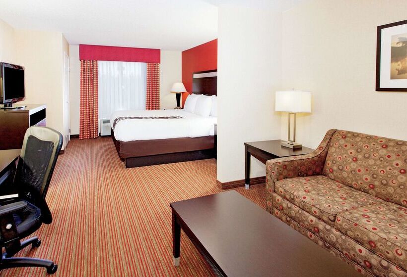 فندق La Quinta By Wyndham Warner Robins   Robins Afb