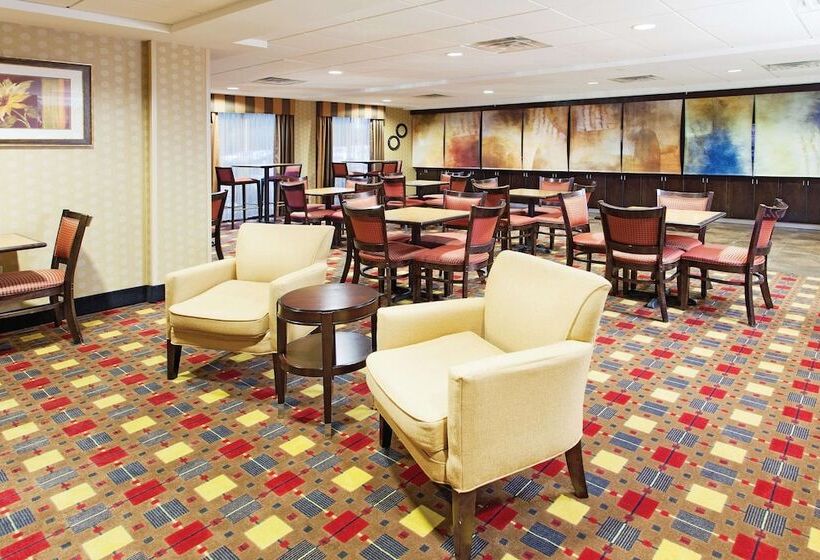 فندق La Quinta By Wyndham Warner Robins   Robins Afb