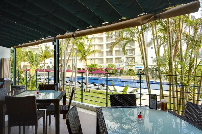 هتل Mahaina Wellness Resorts Okinawa