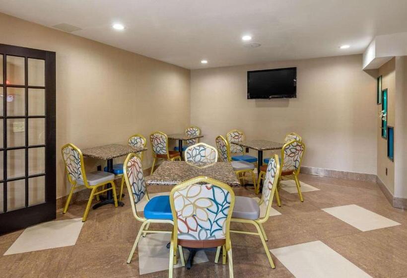 ホテル Quality Inn