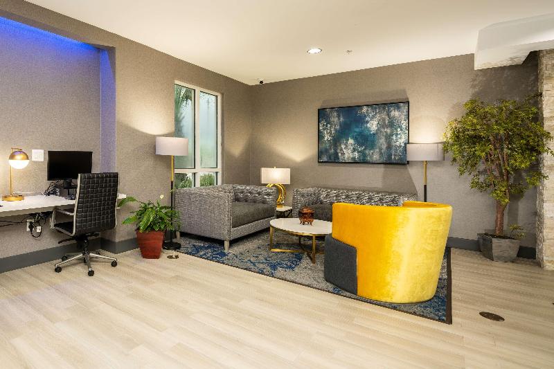 فندق Comfort Suites Seabrook - Kemah