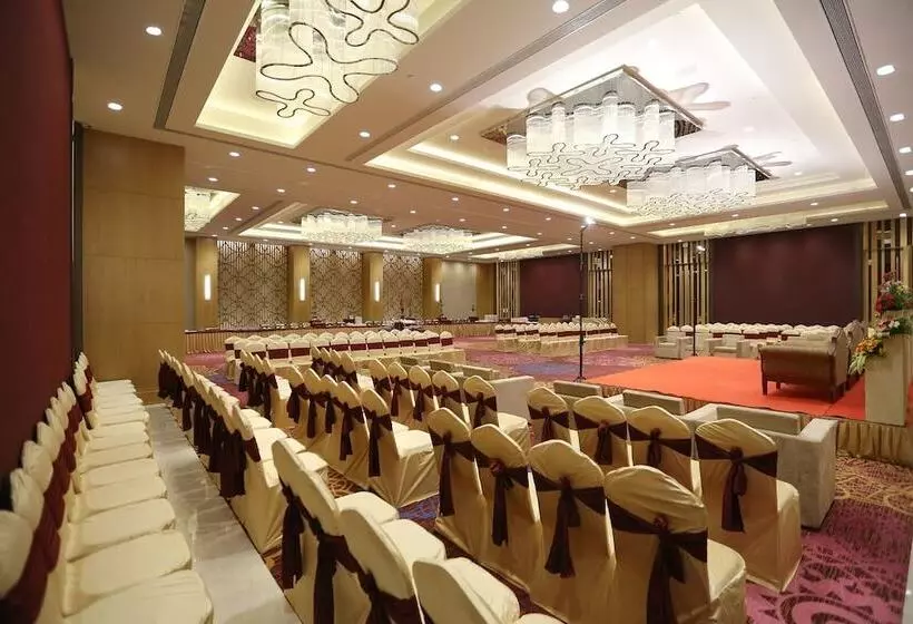 ホテル The Imperial Palace