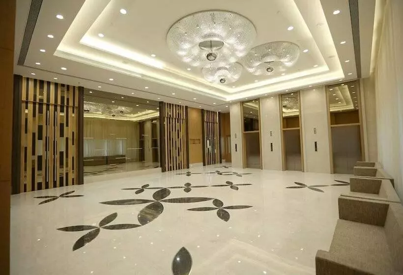 ホテル The Imperial Palace