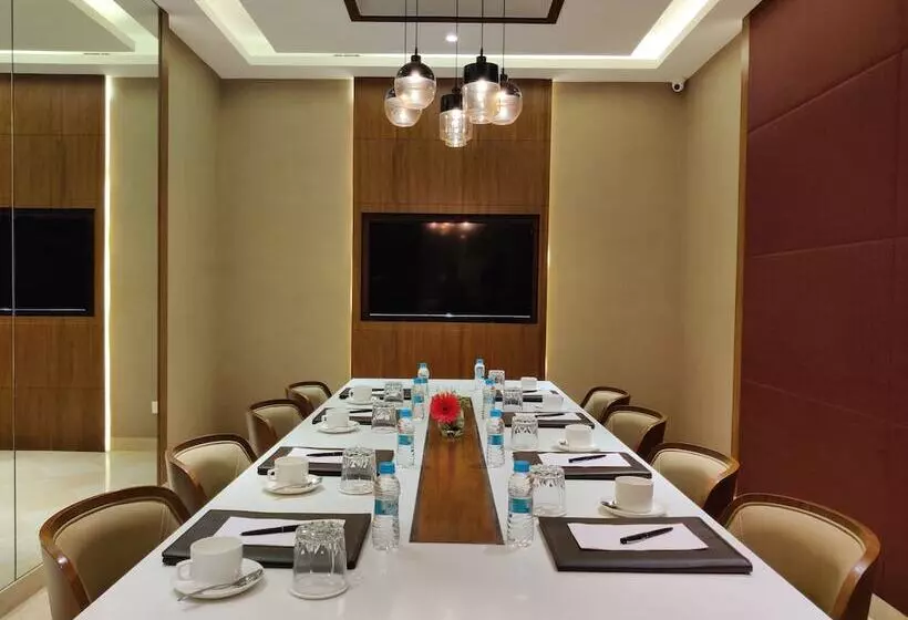 ホテル The Imperial Palace