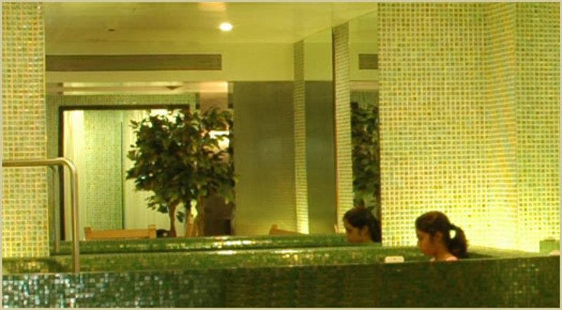 Отель The Imperial Palace