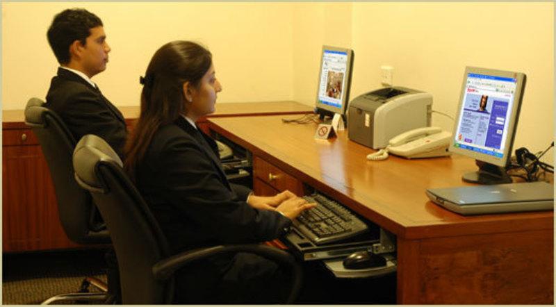 Отель The Imperial Palace