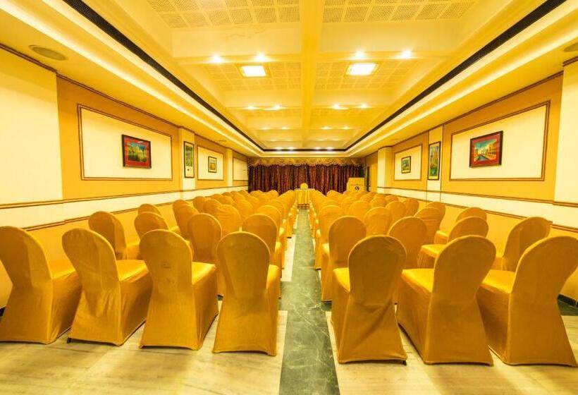 בית מלון כפרי The Madurai Residency