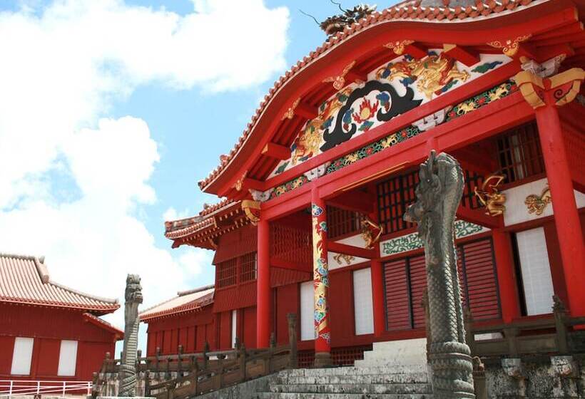 فندق Toyoko Inn Naha Omoromachi Ekimae