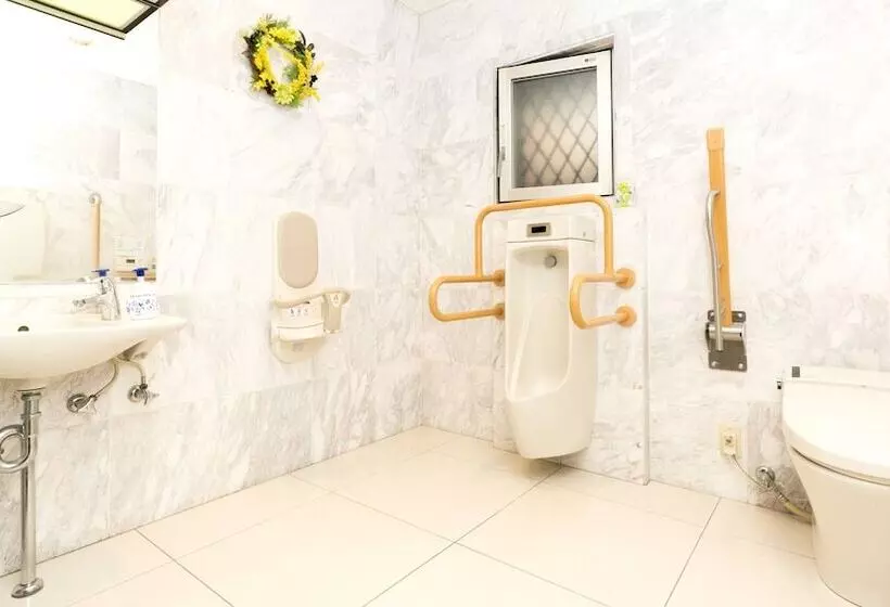 Отель Toyoko Inn Tokyo Asakusa Kuramae Kaminarimon