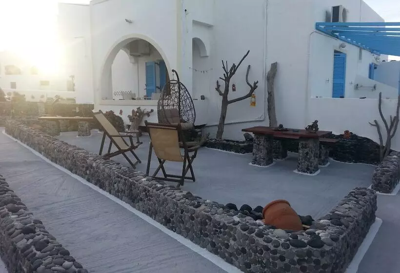 پانسیون Villa Livadaros