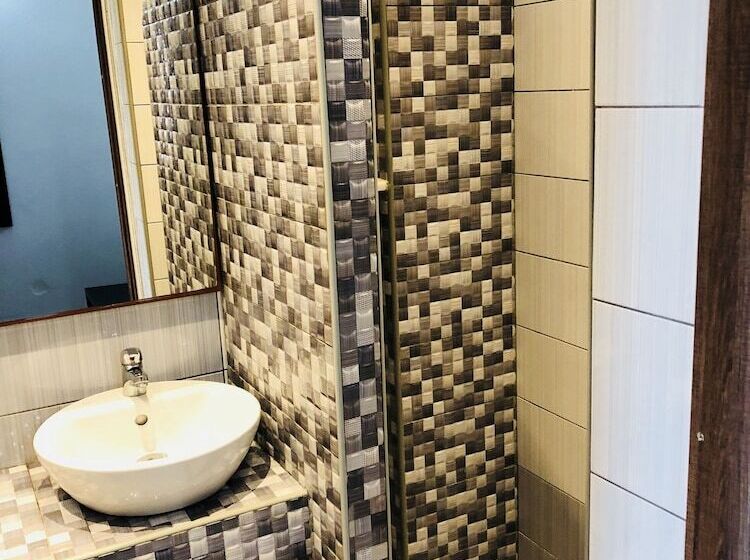 بنسيون Villa Livadaros