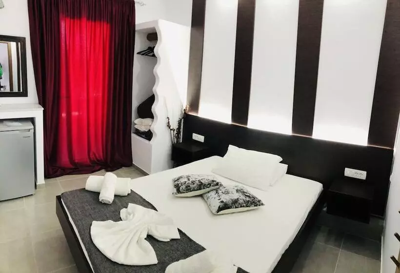 پانسیون Villa Livadaros