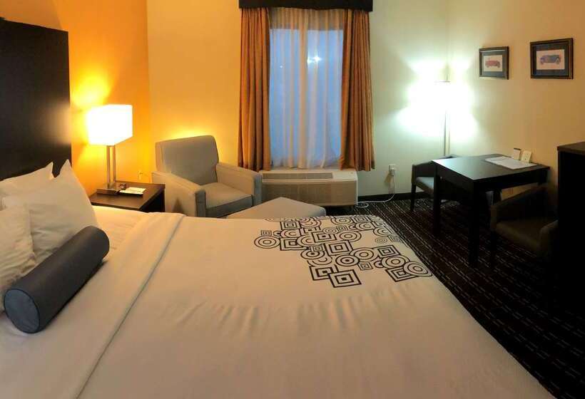 Best Western Plus Bass Hotel & Suites