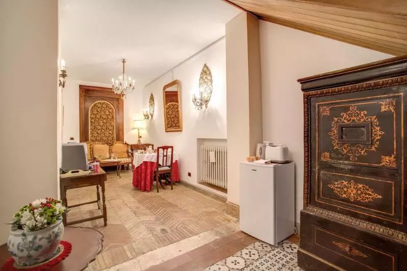 هتل Navona Gallery Suites