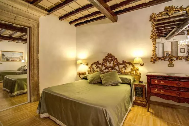هتل Navona Gallery Suites