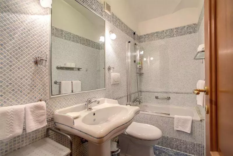هتل Navona Gallery Suites