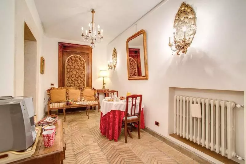 هتل Navona Gallery Suites