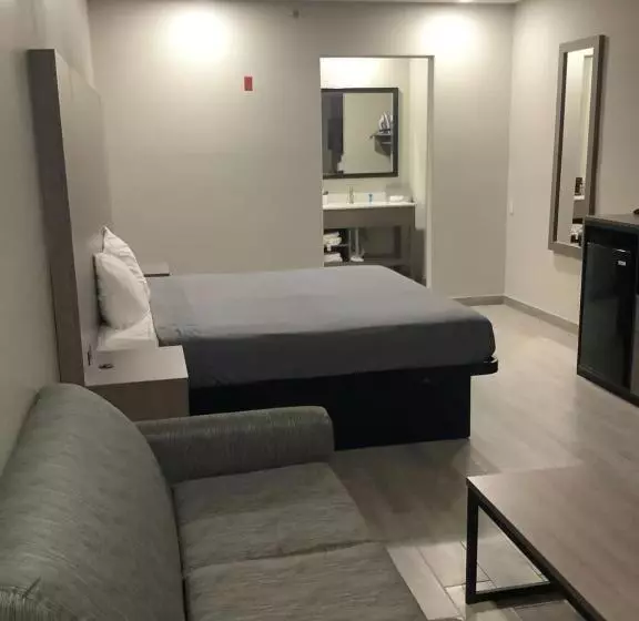 בית מלון כפרי Americas Best Value Inn & Suites San Benito