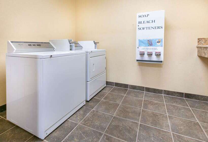 ホテル Baymont By Wyndham Mccomb