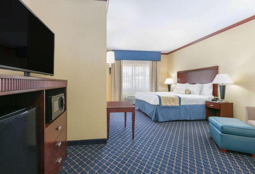 ホテル Baymont By Wyndham Mccomb