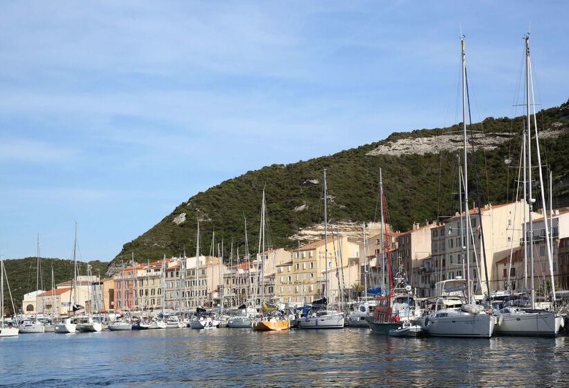 Best Western Hotel Du Roy D Aragon