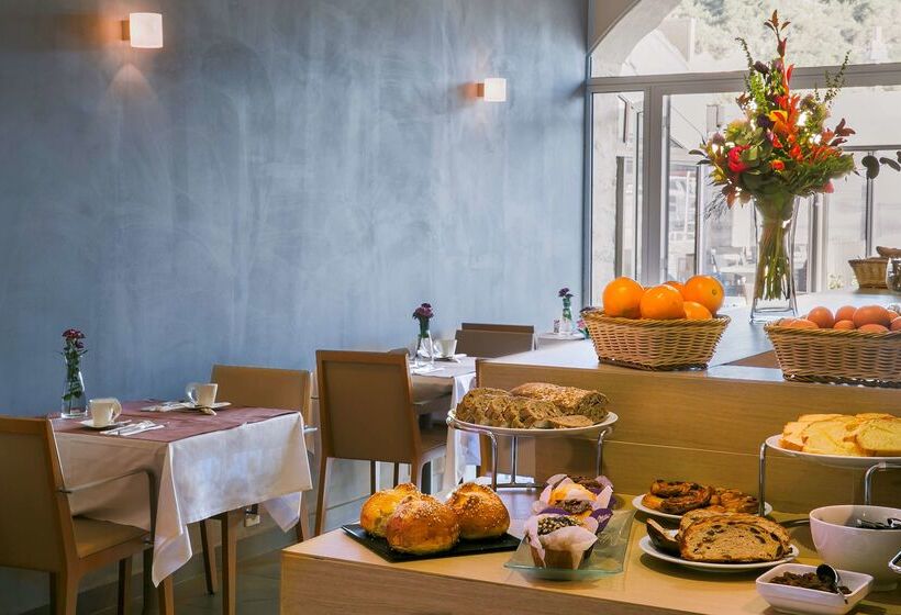 Best Western Hotel Du Roy D Aragon