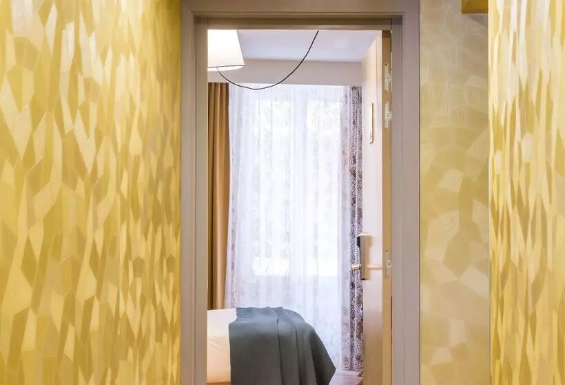 Best Western Hotel Du Roy D Aragon