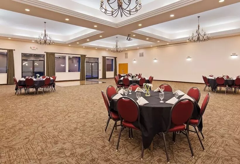 酒店 Best Western Lodge At River S Edge