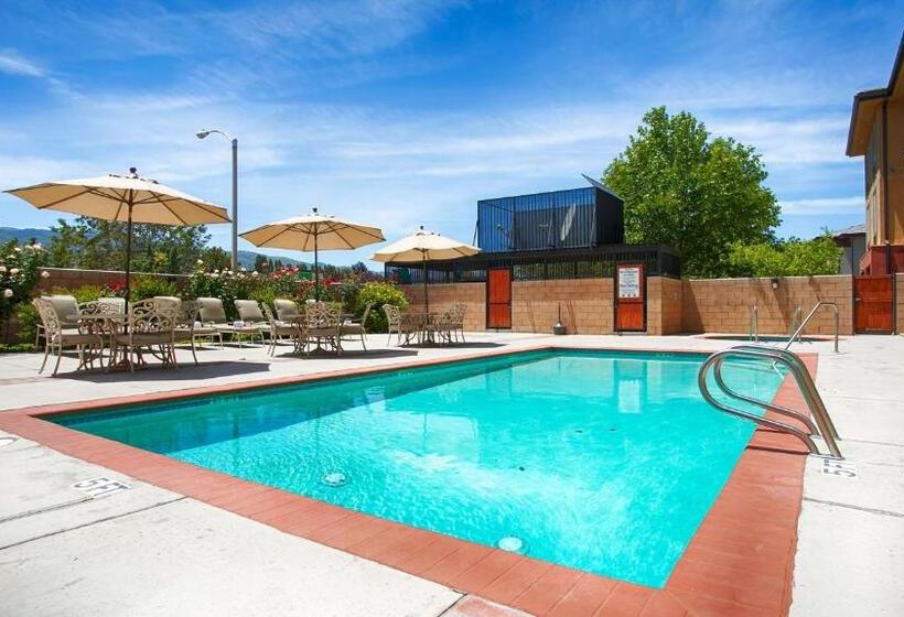 فندق Best Western Plus Country Park